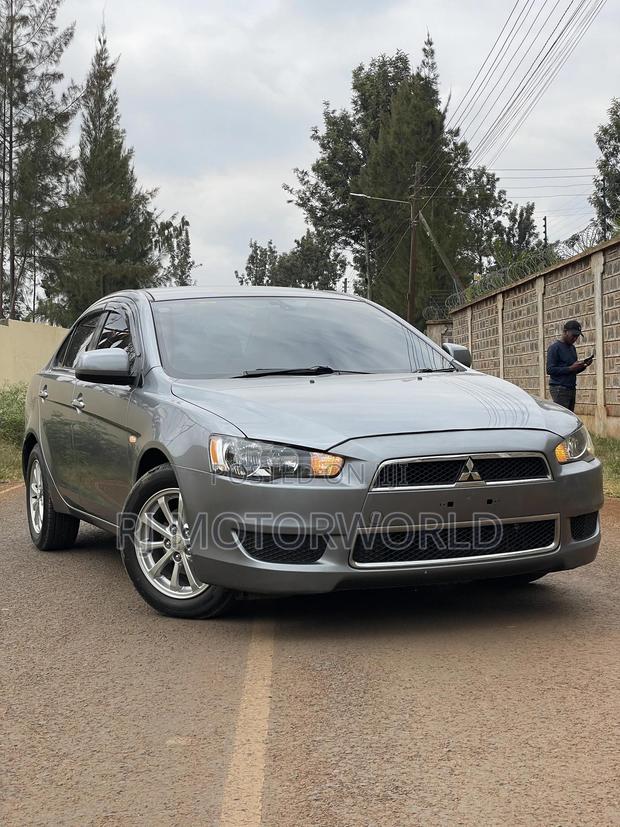 Mitsubishi Galant 2014 Gray