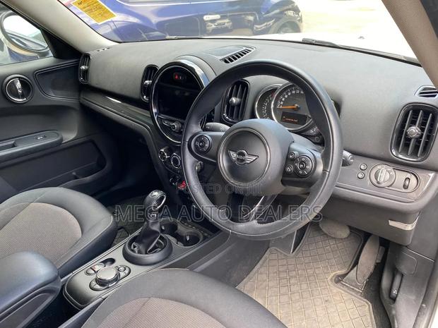 Mini Countryman 2018 White