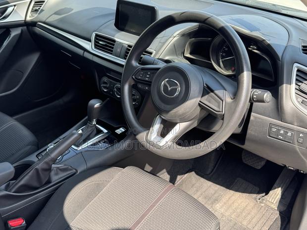 Mazda Axela 2019 White