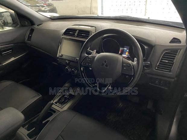 Mitsubishi RVR 2020 Silver