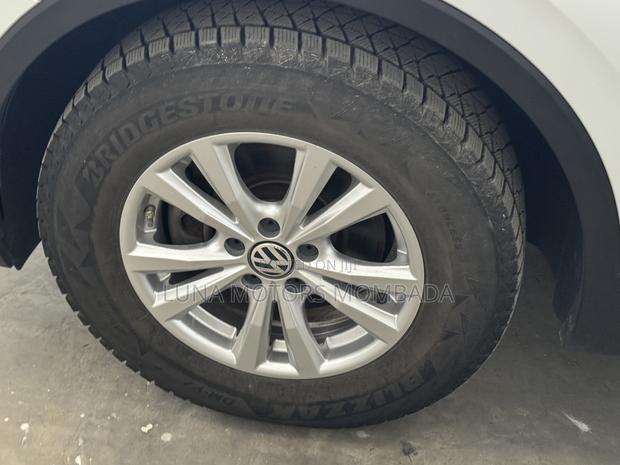 Volkswagen Tiguan 2019 White