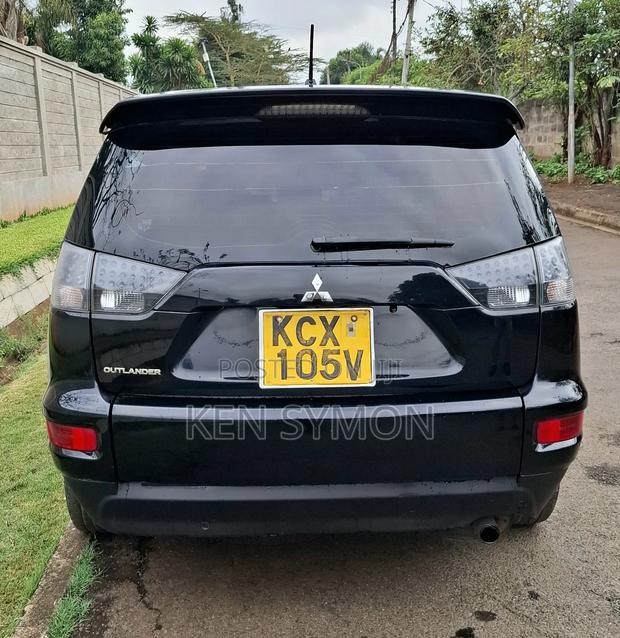 Mitsubishi Outlander SE 2011 Black