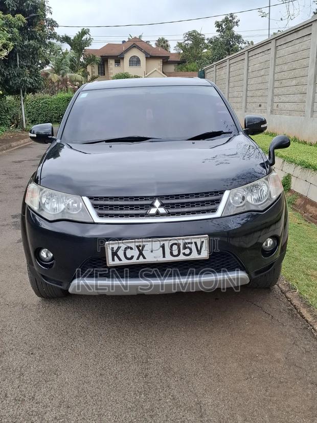 Mitsubishi Outlander SE 2011 Black