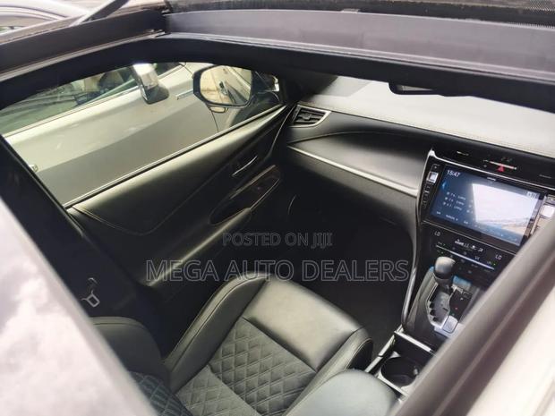 Toyota Harrier 2018 Black