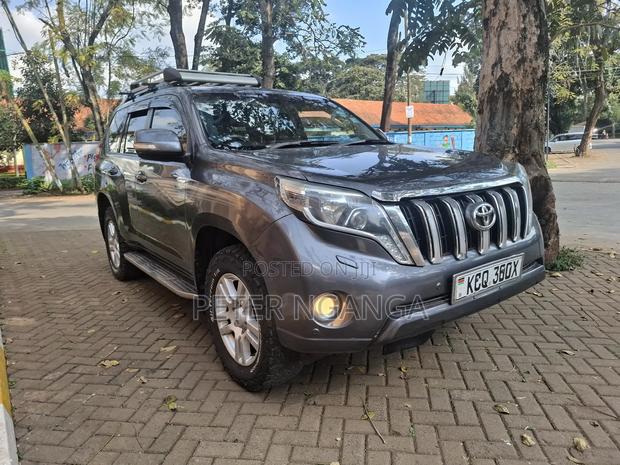 Toyota Land Cruiser Prado 3.0 TD 2012 Gray