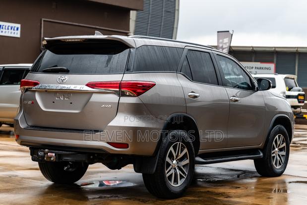 Toyota Fortuner 2020 Brown