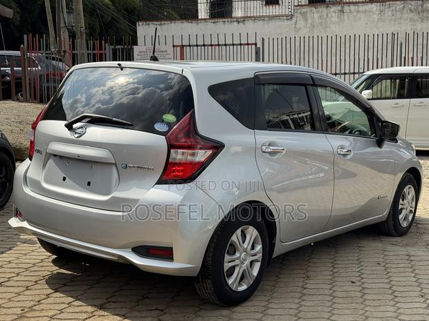 Nissan Note 1.2 Hybrid 2018 Silver
