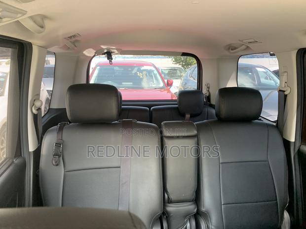 Nissan Serena 2017 Brown