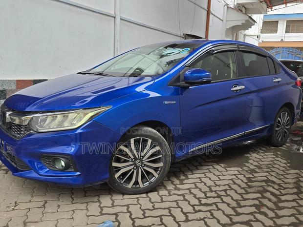 Honda Grace 1.5 Hybrid FWD 2018 Blue