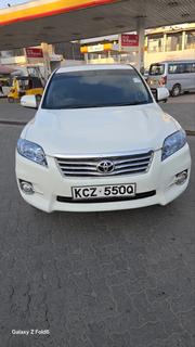 Toyota Vanguard 2013 White for sale