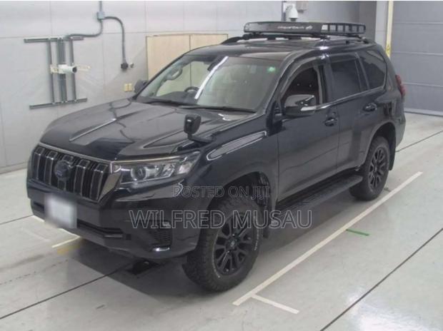 Toyota Land Cruiser Prado 2.8 2021 Black
