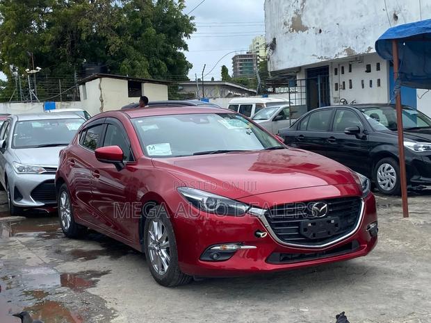 Mazda Axela 2018 Red