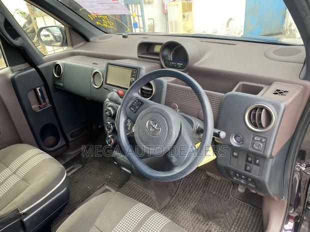 Toyota Spade 2018 Black