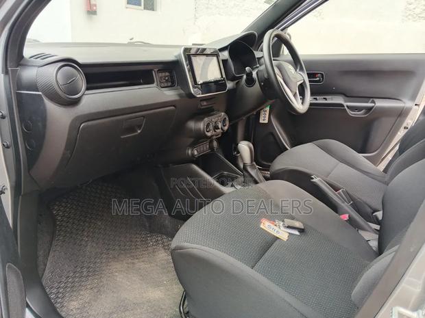 Suzuki Ignis 2018 Silver