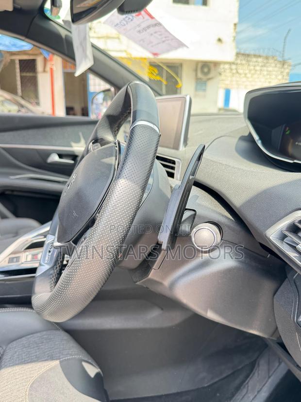 Peugeot 3008 2018 White