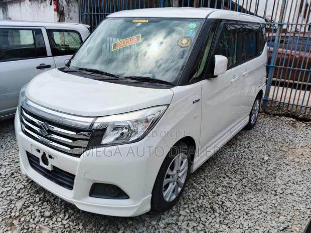 Suzuki Solio 2018 White