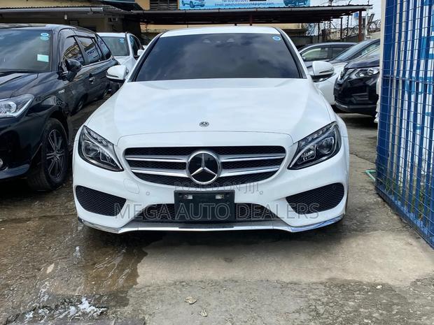 Mercedes-Benz C180 2018 White