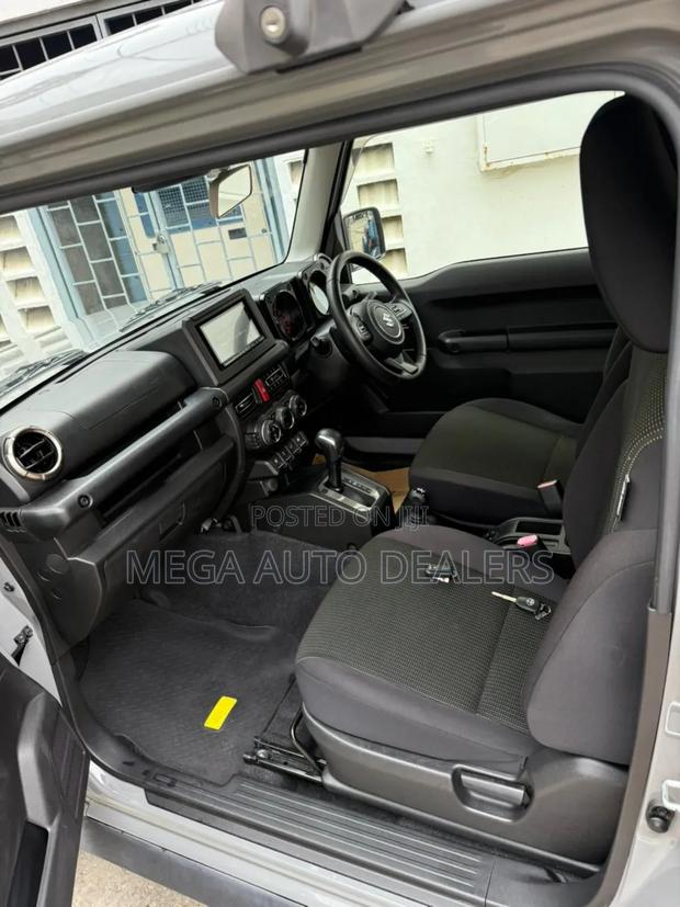 Suzuki Jimny 2018 Gray