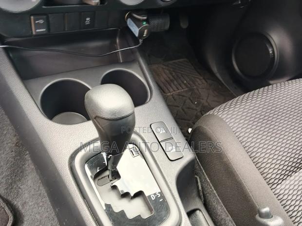 Toyota Hilux 2018 Black