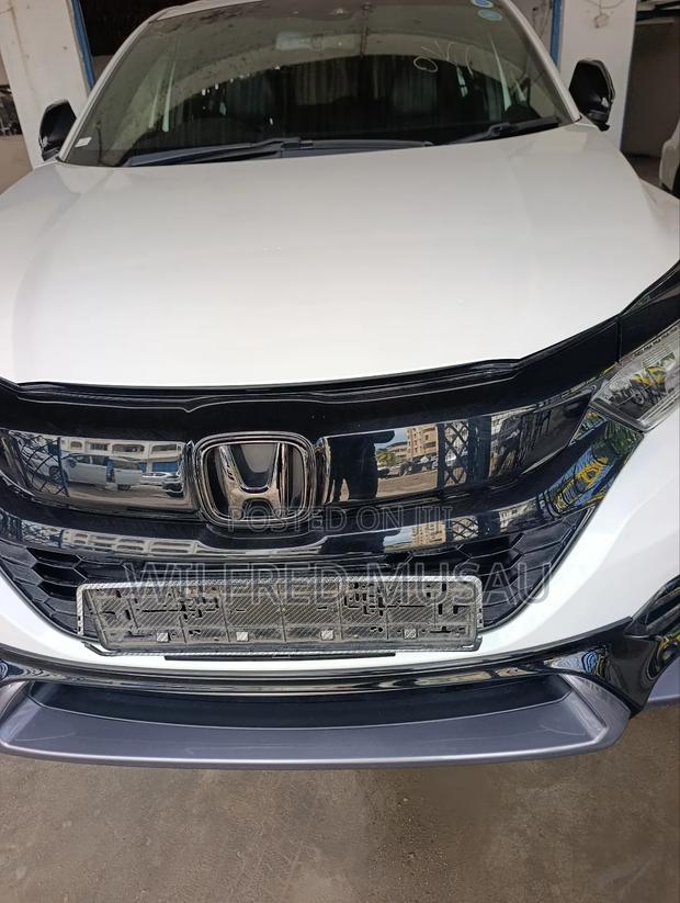 Honda Vezel 1.5 Hybrid 2WD 2018 White