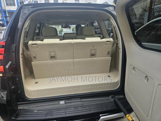 Toyota Land Cruiser Prado 2019 Black