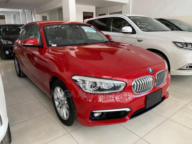 BMW 118i 2018 Red