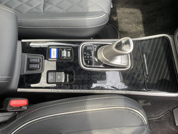 Mitsubishi Outlander PHEV 2018 Black