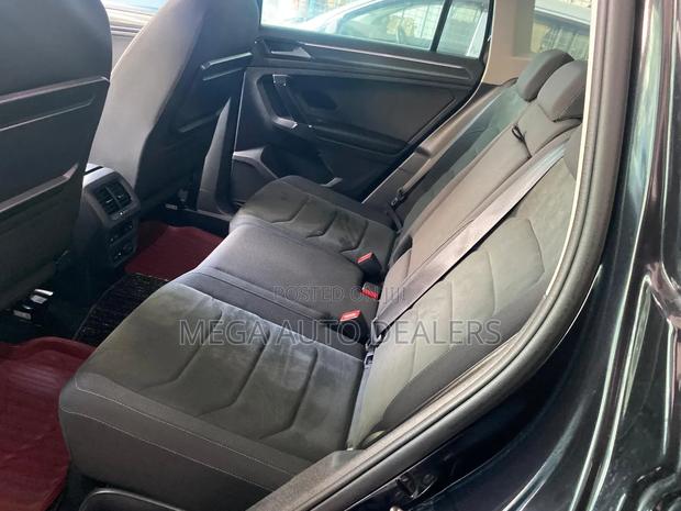 Volkswagen Tiguan 2019 Black