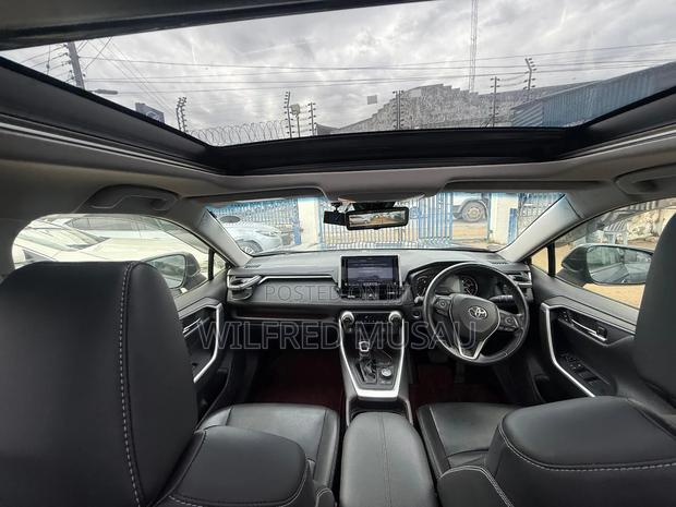 Toyota RAV4 2020 Gray
