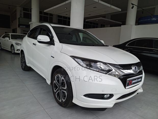 Honda Vezel 1.5 Hybrid 2WD 2016 White