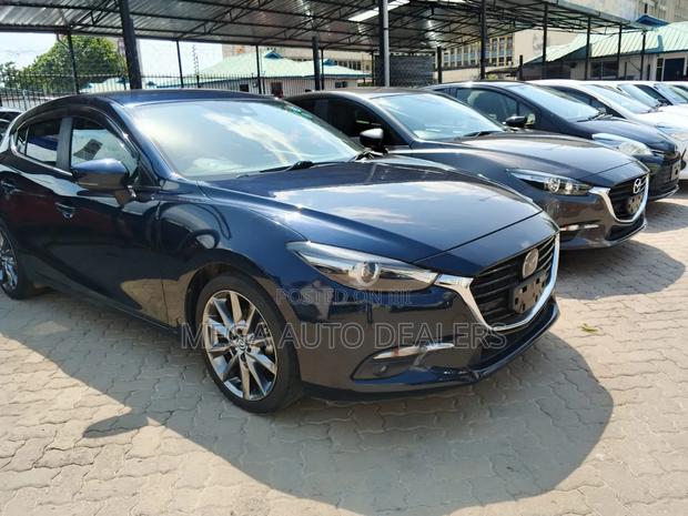 Mazda Axela 2018 Blue