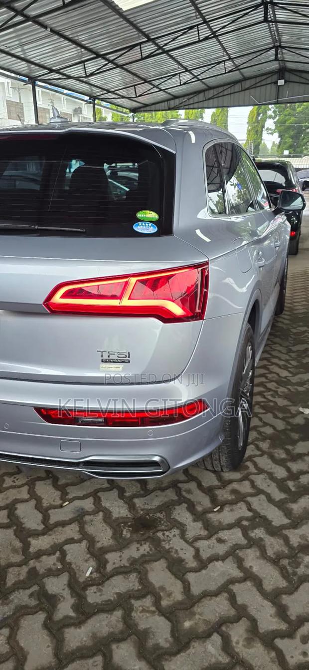 Audi Q5 2.0T Premium AWD quattro 2019 Silver