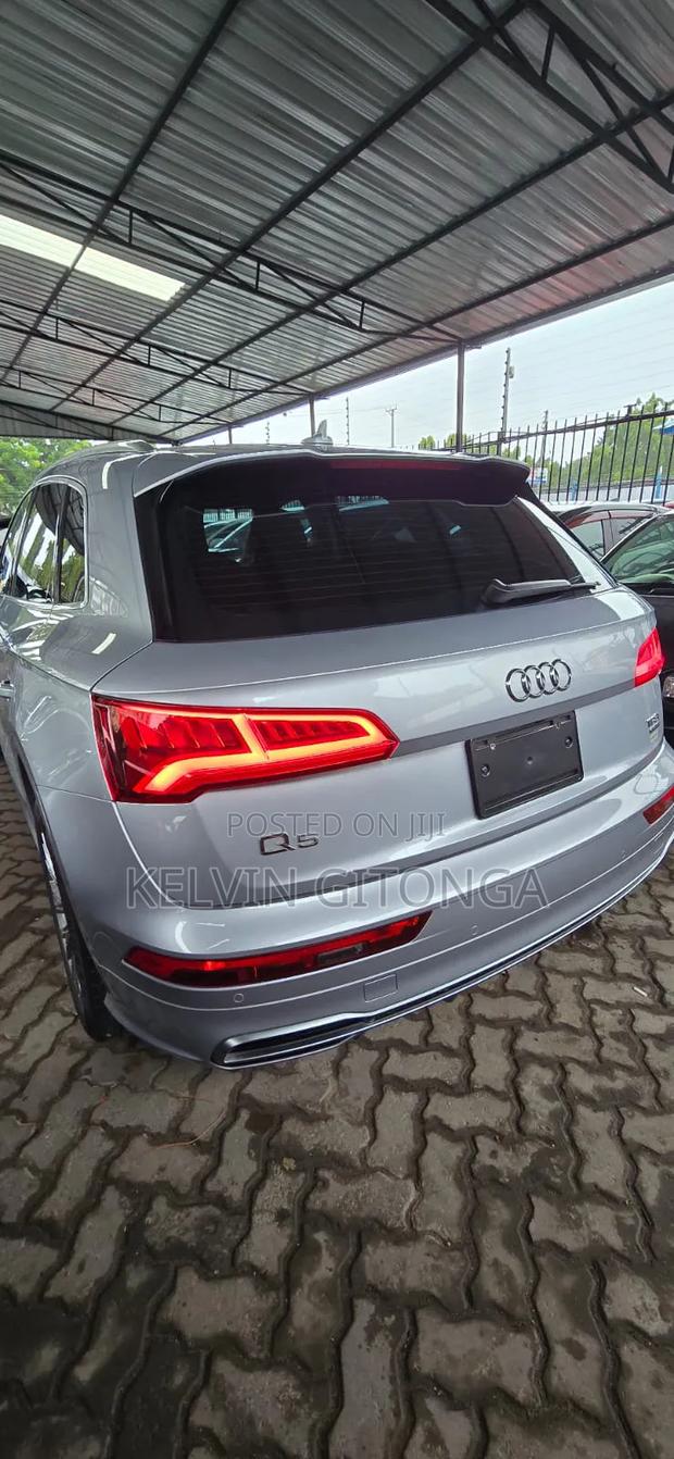 Audi Q5 2.0T Premium AWD quattro 2019 Silver