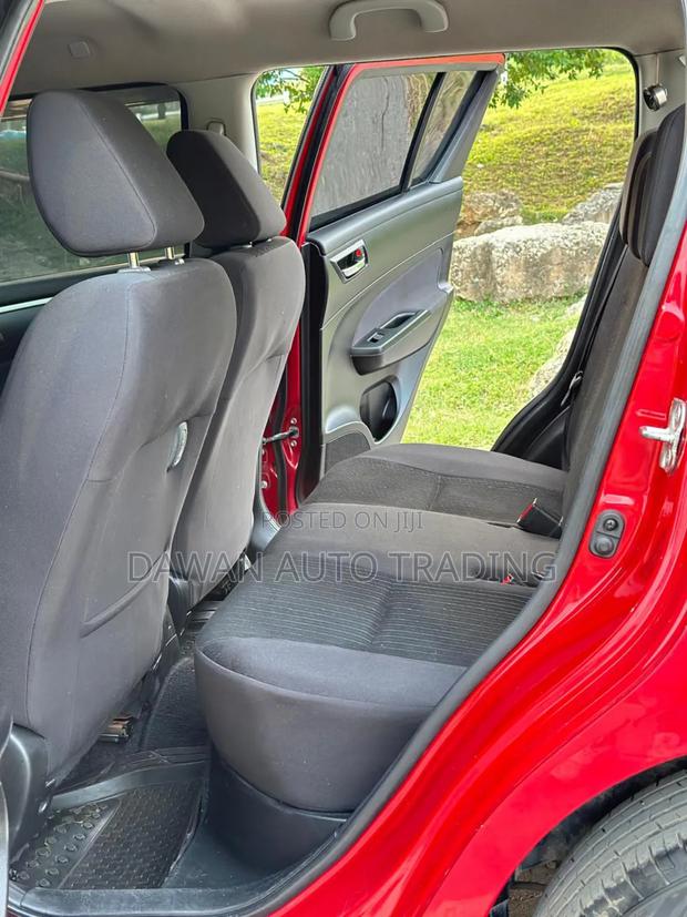 Suzuki Swift 2017 Red