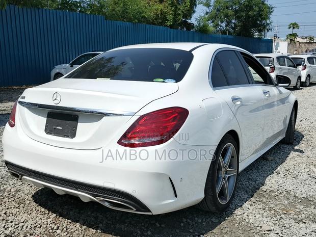 Mercedes-Benz C200 2018 White