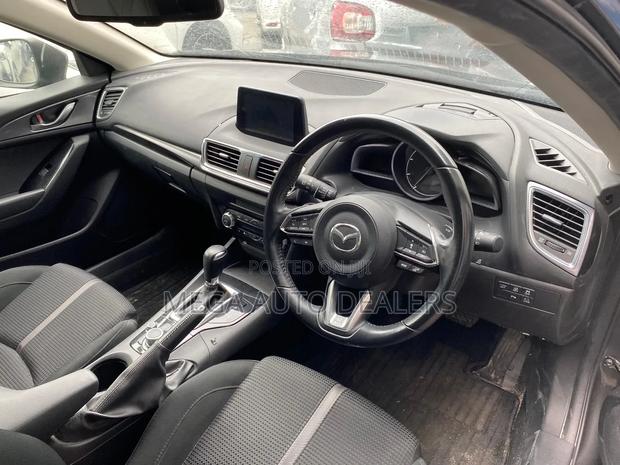 Mazda Axela 2018 Gray