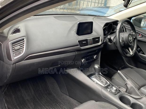 Mazda Axela 2018 Gray