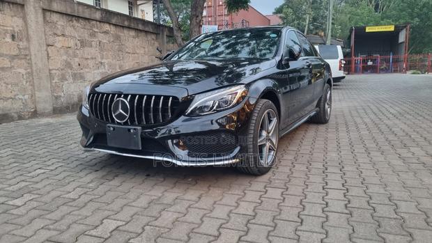 Mercedes-Benz C220 2018 Black