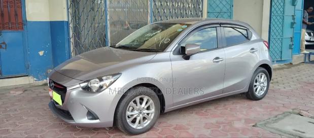 Mazda Demio 2018 Silver