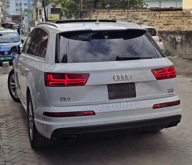 Audi Q7 2.0T Premium AWD quattro 2018 White
