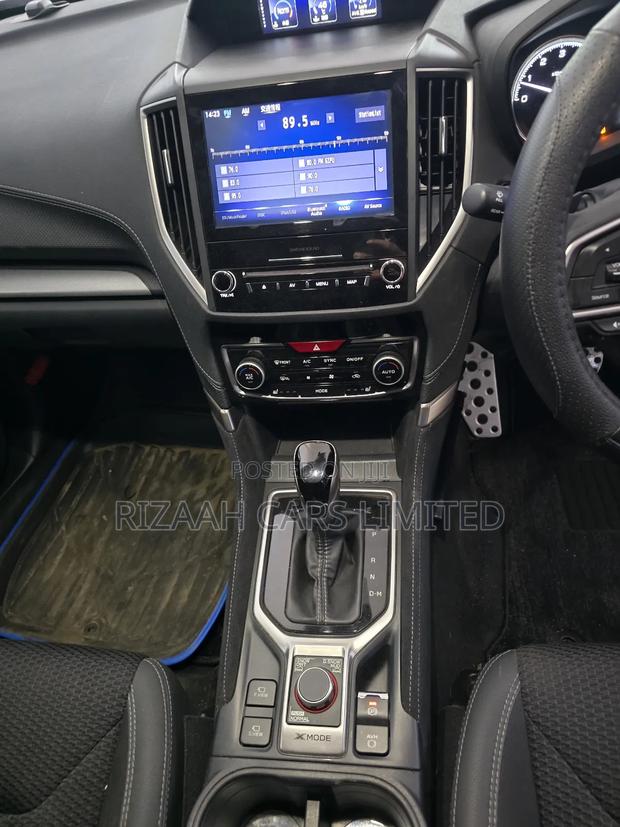 Subaru Forester Base AWD 2019 Blue
