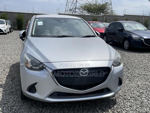 Mazda Demio 2019 Silver
