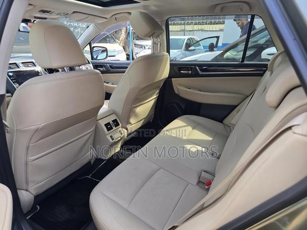 Subaru Outback 2019 Green