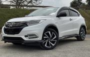 Honda Vezel 2018 White for sale