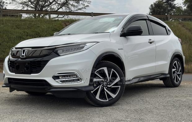 Honda Vezel 2018 White