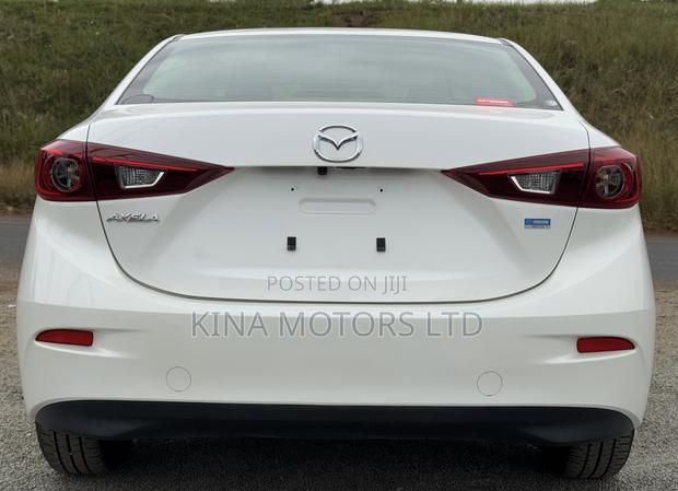 Mazda Axela 2018 White