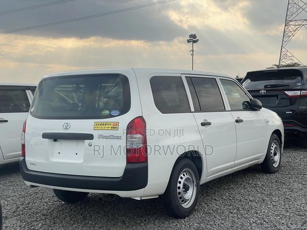 Toyota Probox 1.5 DX 2WD 2020 White