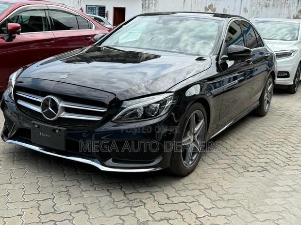 Mercedes-Benz C180 2018 Black