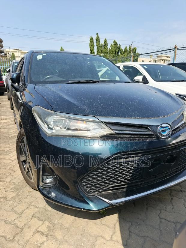 Toyota Axio 1.5 Hybrid 2WD 2019 Blue