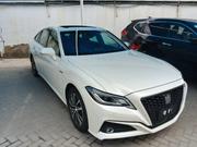 Toyota Crown 2018 White for sale